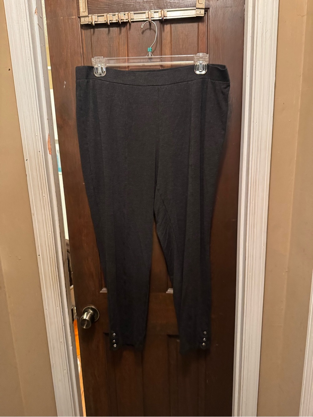 Women’s Size 2X Black Pants with Button Cuff